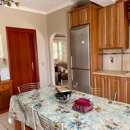 Case de vacanță Golden Island